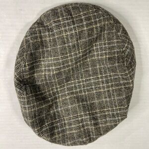 Saks Fifth Avenue Cashmere Virgin Wool Cabbie Hat Made In Italy Cap Plaid Sz M